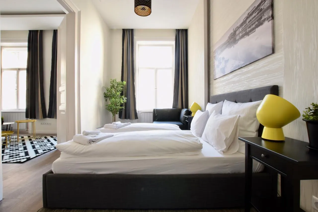Standard Apartment By Hi5 - Dessewffy 39 Budapest Hungary