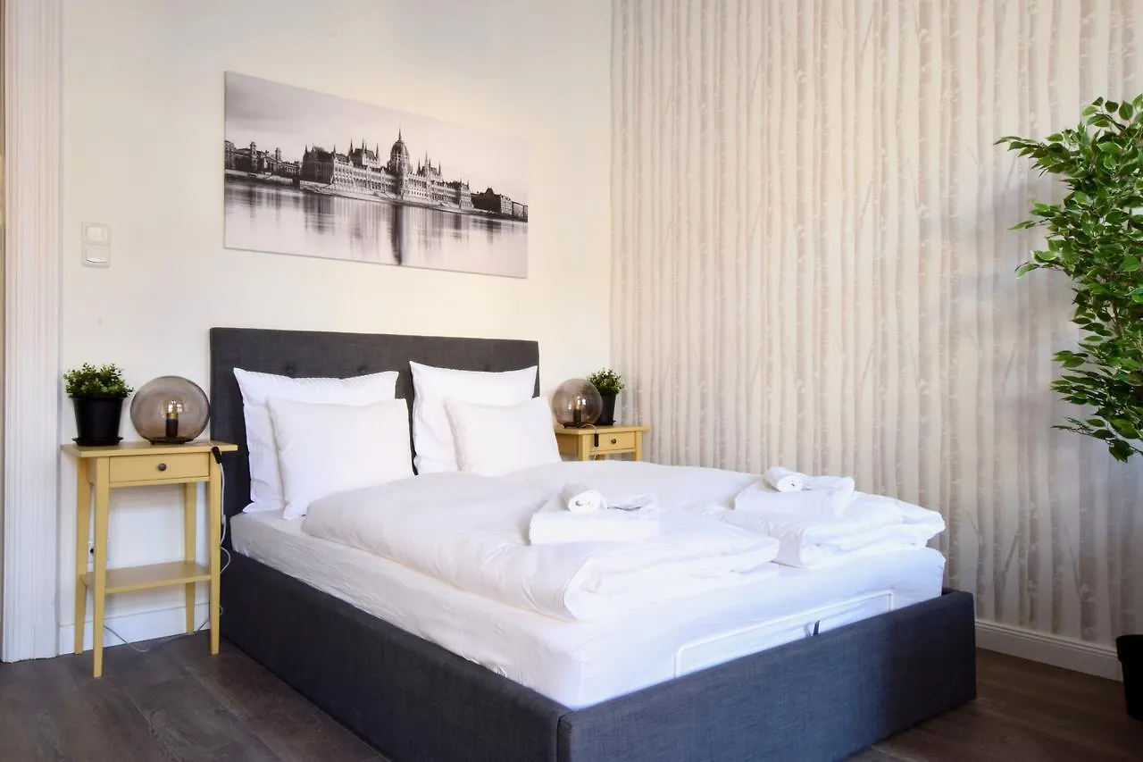 Standard Apartment By Hi5 - Dessewffy 39 Budapest