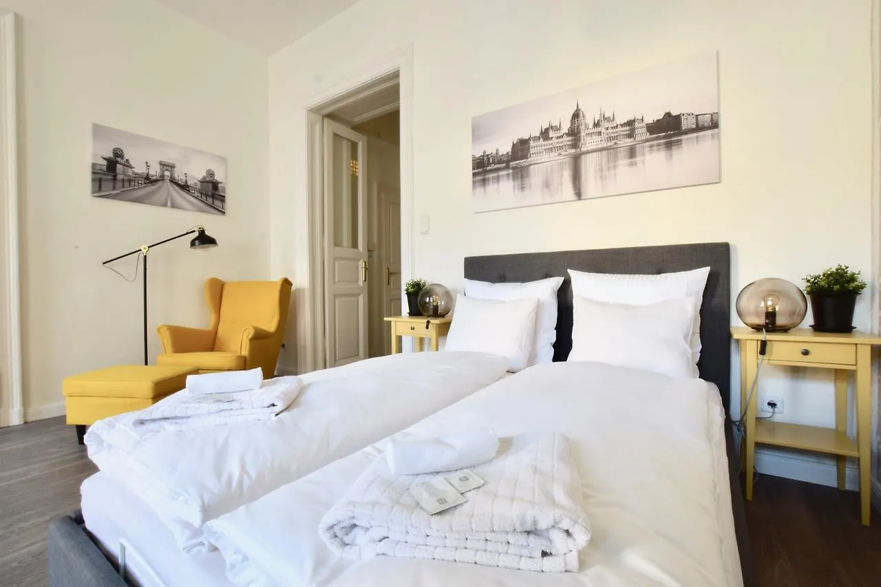 Standard Apartment By Hi5 - Dessewffy 39 Budapest